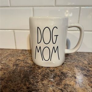 Rae Dunn DOG MOM Mug Artisan Collection by Magenta Ceramic Coffee Mug 18 Oz.🐶